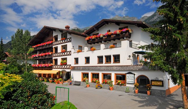 Hotel Alpina